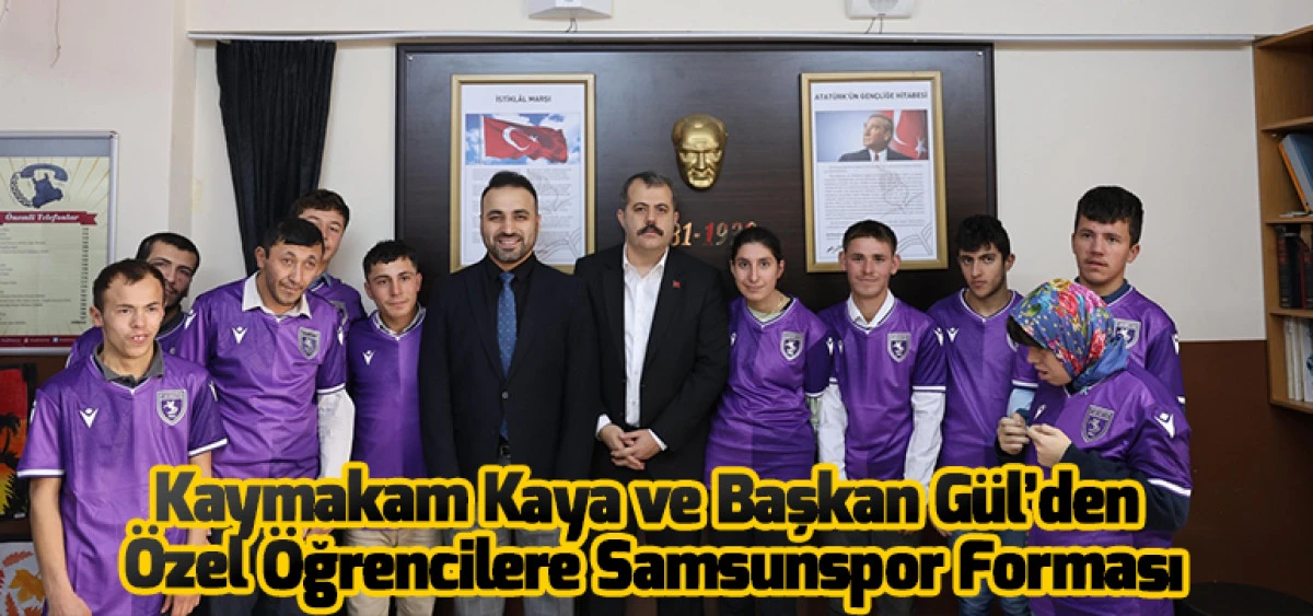 Kaymakam Kaya ve Başkan G&uuml;l&rsquo;den &Ouml;zel &Ouml;ğrencilere Samsunspor Forması